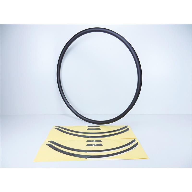 OBROČ SYNCROS / FORM RP2.0 28H 18 čr 700 C