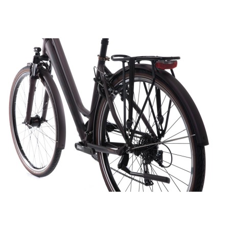 Trekking-and-city-bikes-with-equipment